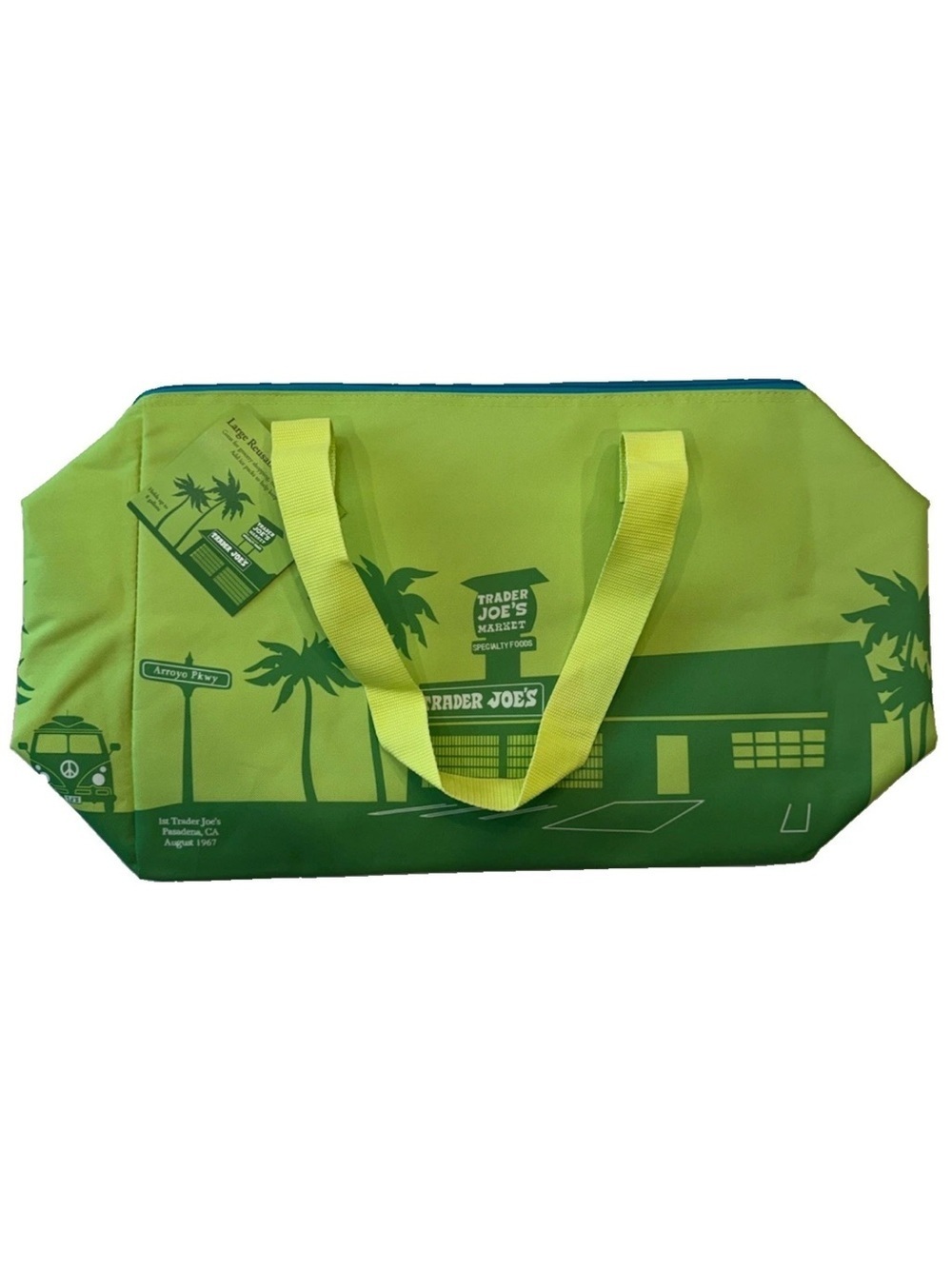 NWT, Trader Joe’s large Green Insulated Tote Bag. 2026 limited edition 8 gallons - Picture 4 of 6